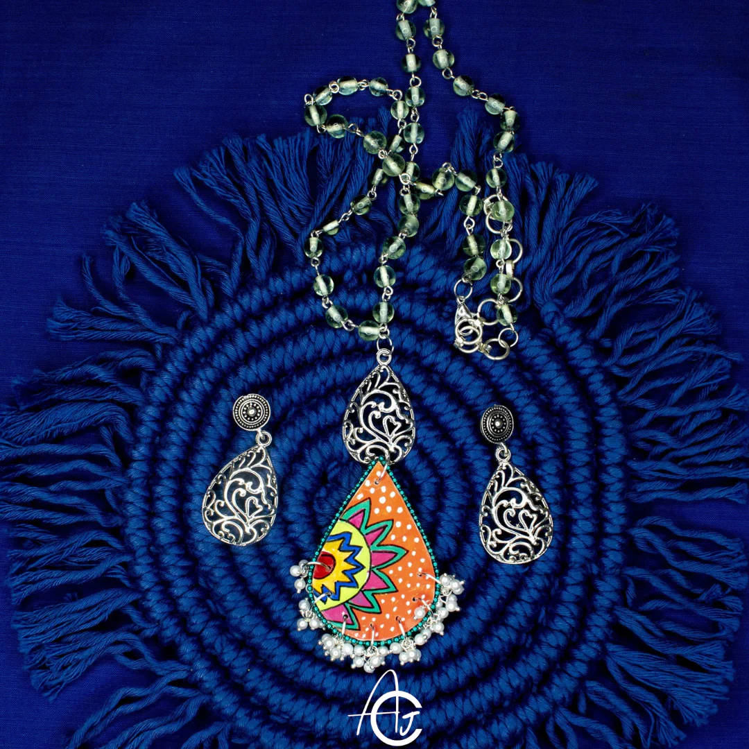 Statement Necklace set, Handpainted : Handmade - Image 3