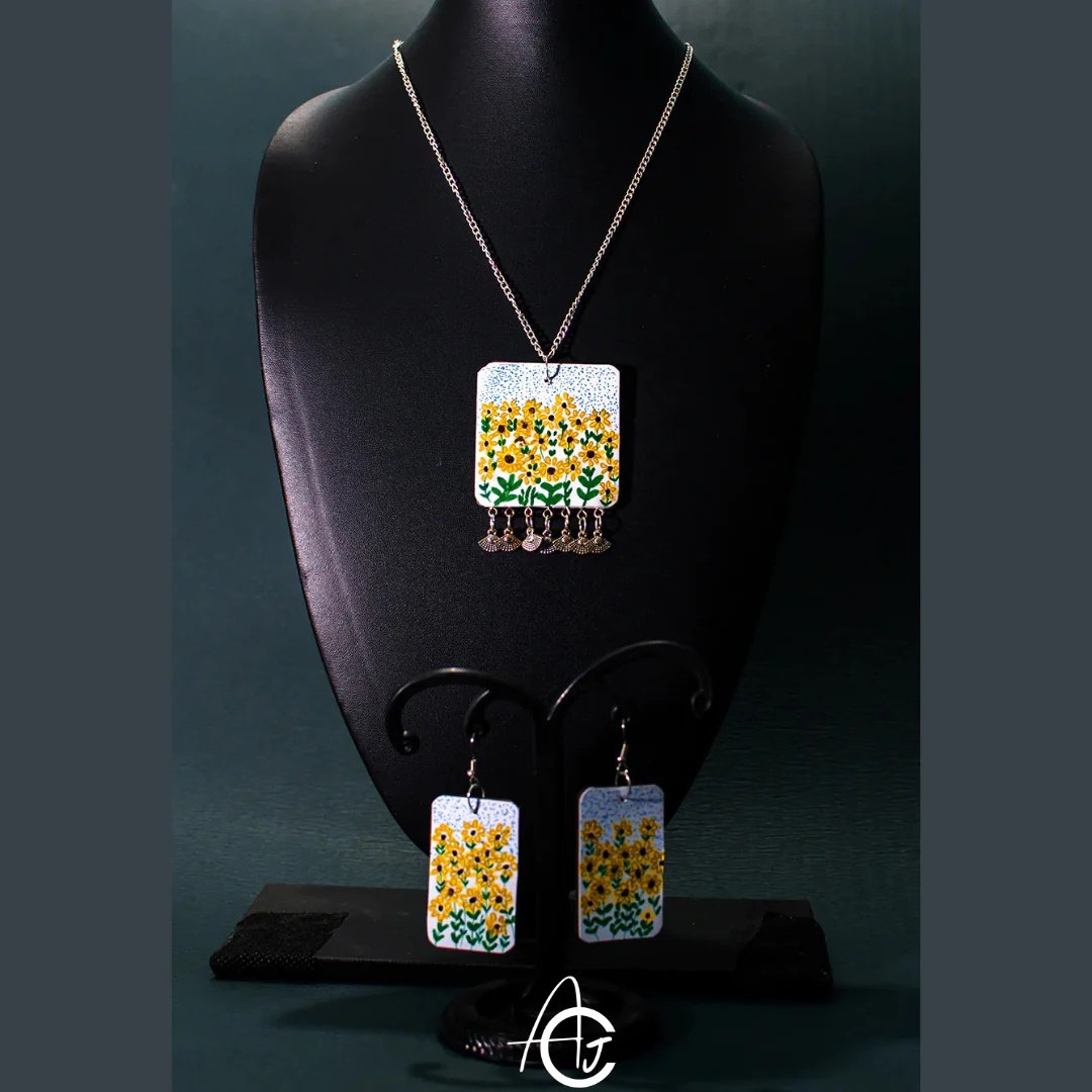 Statement  Necklace set : Handmade - Image 4